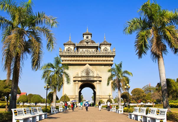 Classic Overland Laos Tour-Vientiane-Vang Vieng-Luang Prabang-Nong Khiau-Luang Prabang