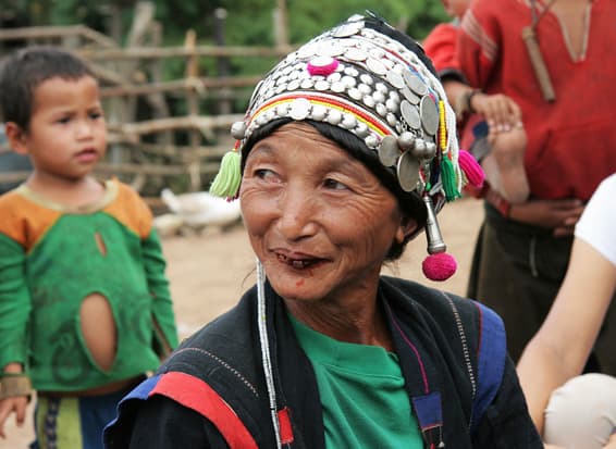 Explore Northern Laos Tours: Luang Prabang-Luang Namtha-2Days Trekking+Home Stay- Houayxai-Pak Beng-Luang Prabang