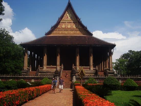 Explore Northern-Central & Southern Laos- Bangkok-Luang Prabang-Nong Khiau-Luang Prabang-Phonsavanh (Plain of jars)-Vang Vieng-Vientiane-Southern Laos-Bangkok