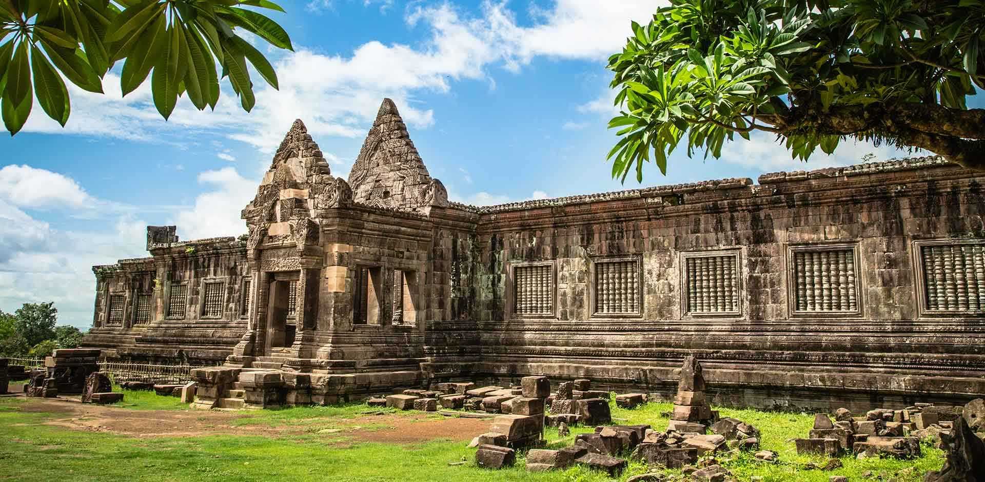 Southern-Central to Northern Laos Expedition-4,000Island-Vientiane-Luang Prabang in Champasak